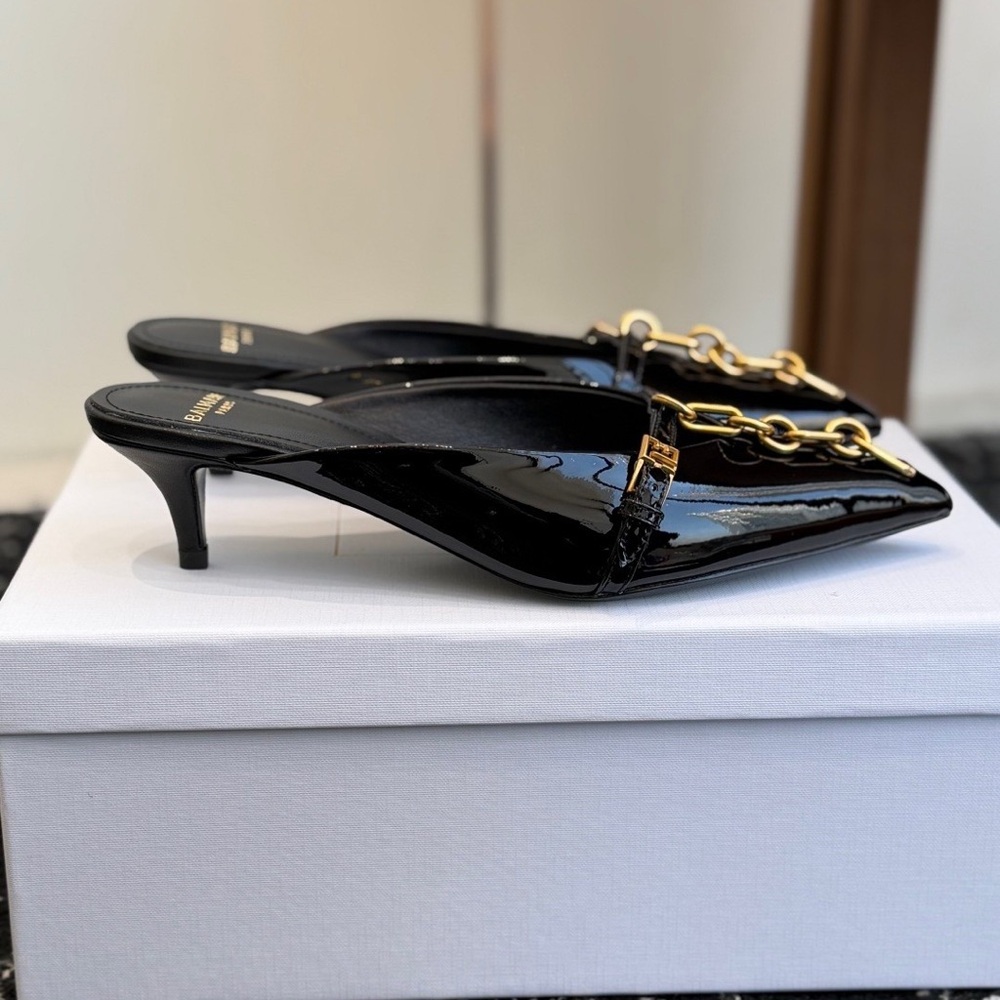 ✨ Women's Balmain Kitten Heel Mules | Black Patent Leather Gold Chain - Picture 2 of 7